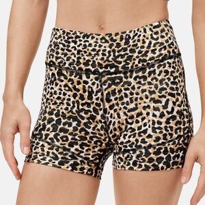 Outdoor Voices OV 3.5" leopard print bike shorts M